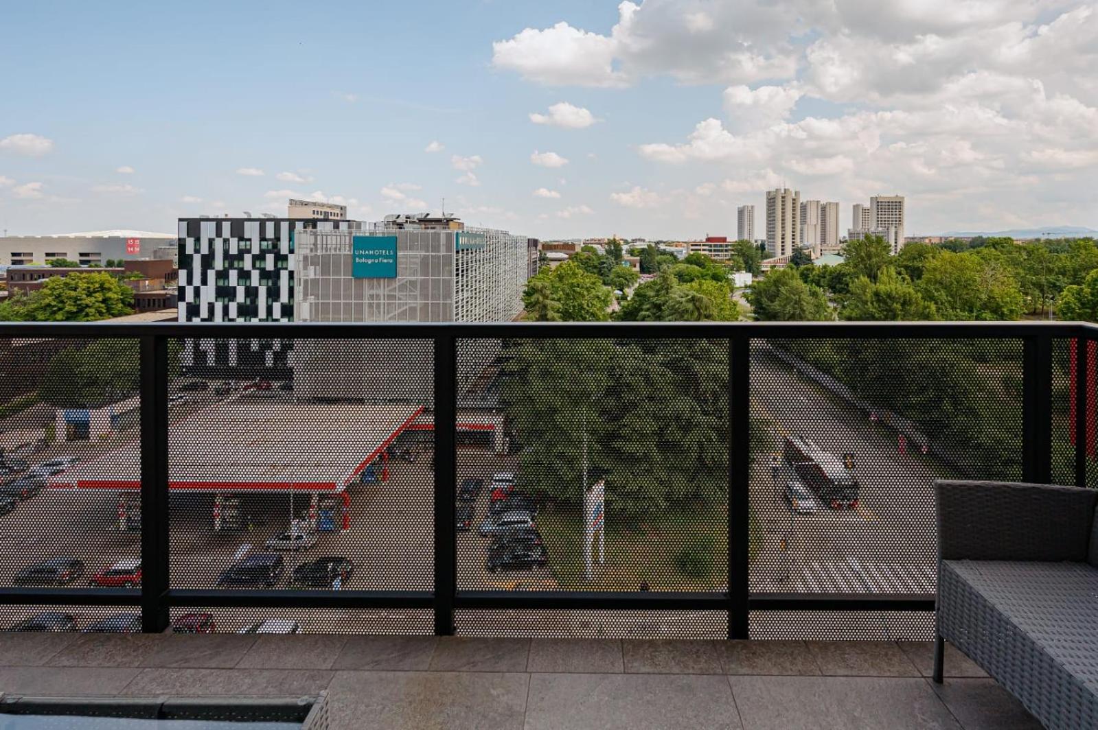 Home Sweet Home Болонья Экстерьер фото